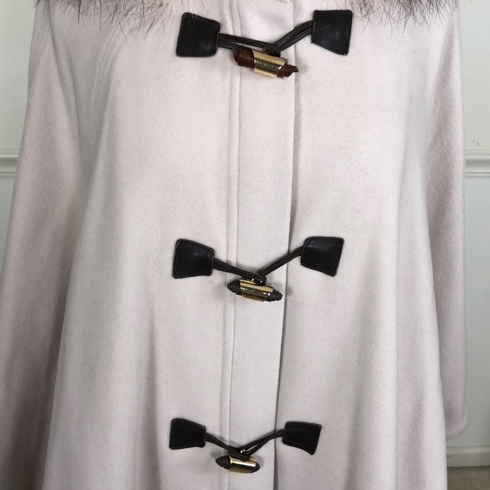 Wool Cashmere FOX Fur Cape Taupe - Picture 8 of 8